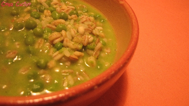 zuppa d'orzo e piselli