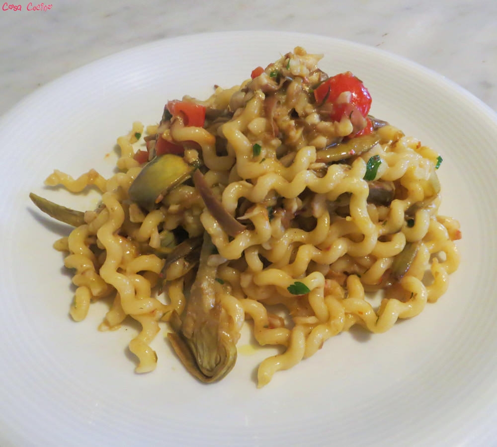 pasta con carciofi e peperoni