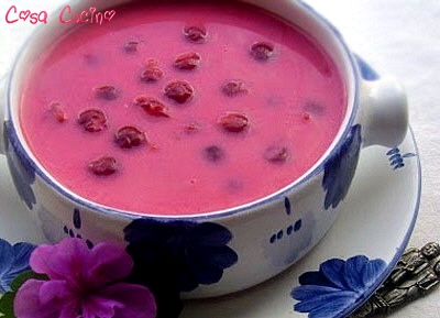 zuppa di amarene all'ungherese