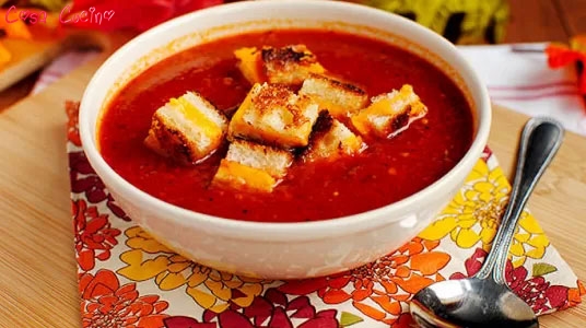 zuppa di pane e ciliegie