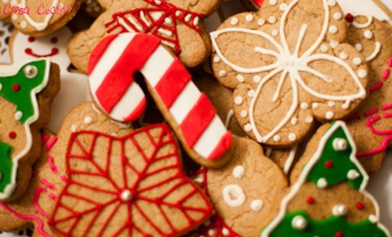 biscotti di pasta frolla da appendere al tuo albero di natale
