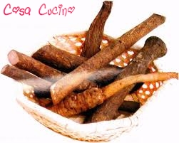 curarsi con le erbe:  radice di bardana triturata