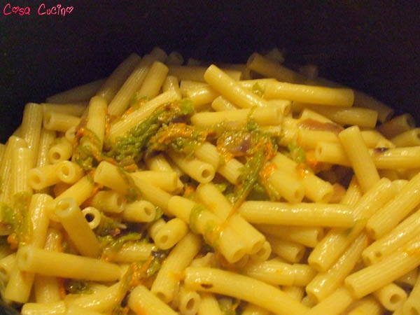 pasta ai fiori di zucca