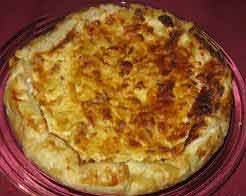 pizza rustica alla scamorza e uova