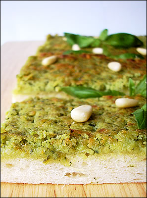  pizza al pesto e ricotta